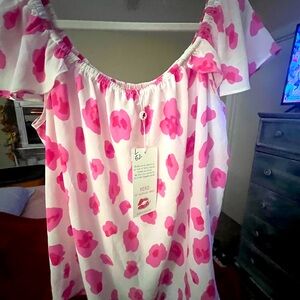 ADORABLE PRINTED PINK AND WHITE TOP BY BUDDY LOVE- SIZE LARGE NWT